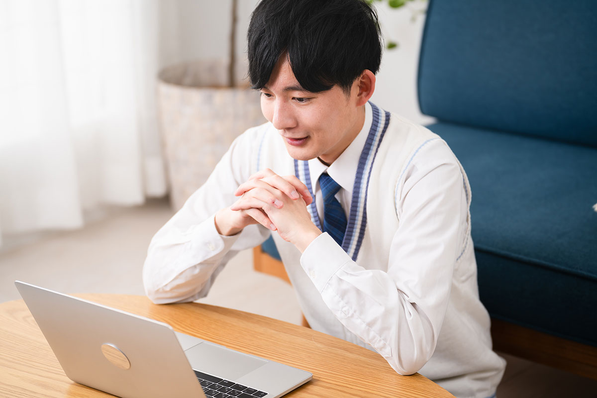 運行管理者試験の最新情報を確認するイメージ